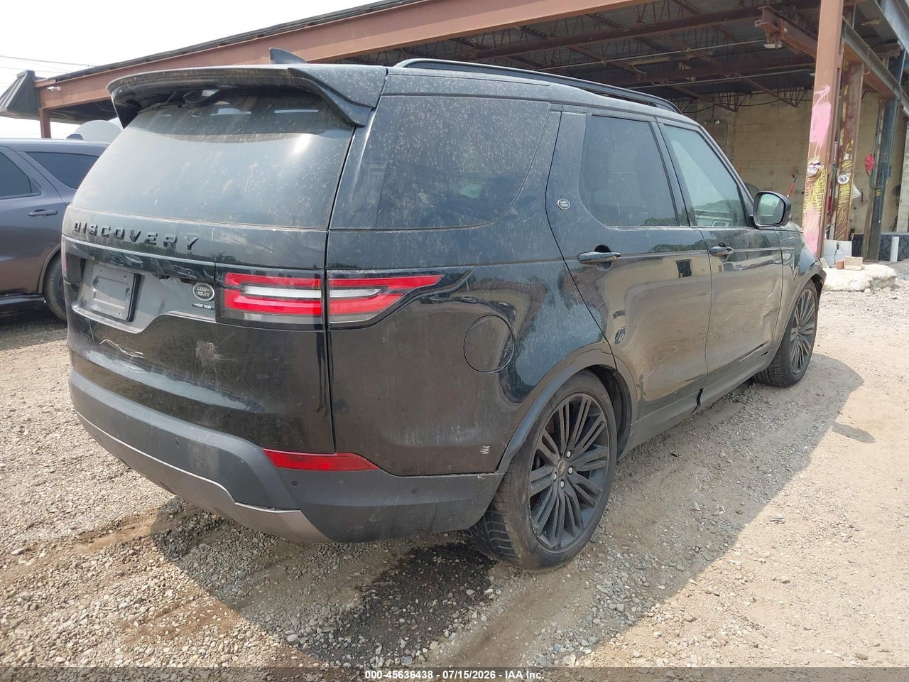 2019 LAND ROVER DISCOVERY HSE LUXURY · 4/10