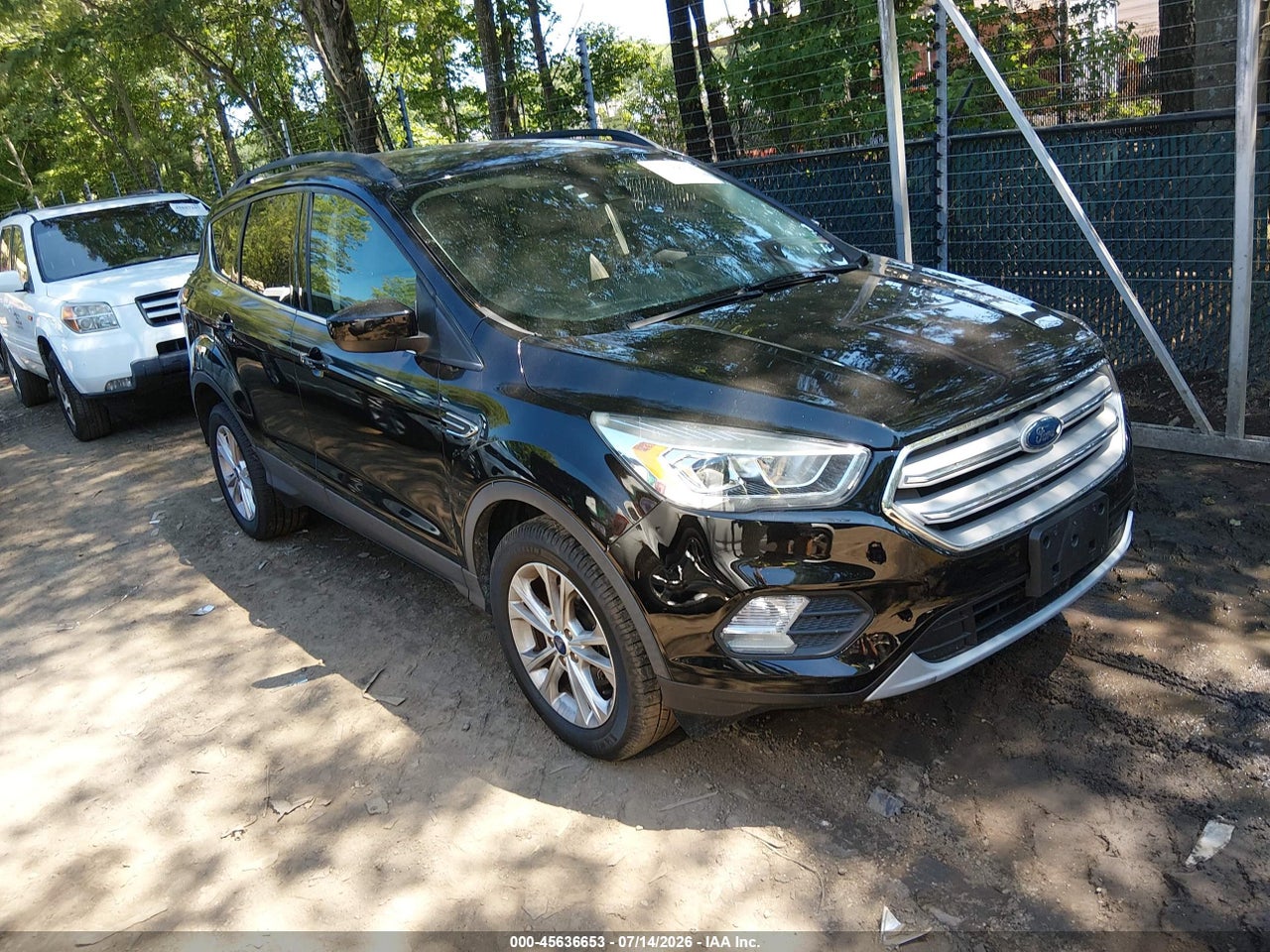 1FMCU0HD4JU****** · 2018 FORD ESCAPE SEL