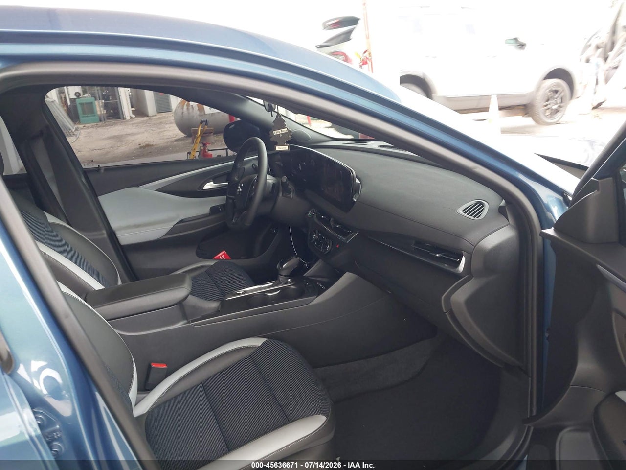 2025 BUICK ENVISTA PREFERRED FWD · 5/11