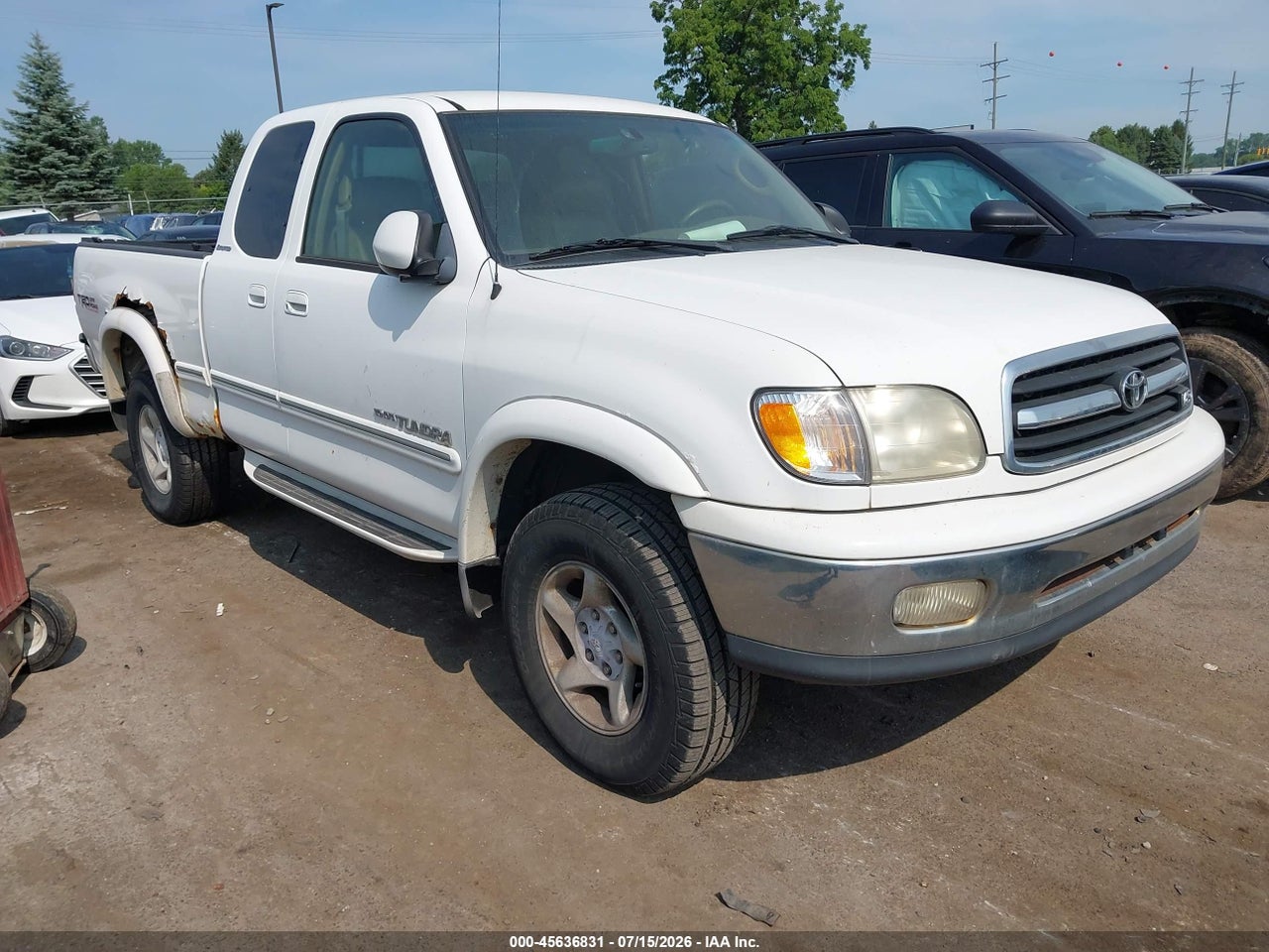 5TBBT4810YS****** · 2000 TOYOTA TUNDRA LTD V8