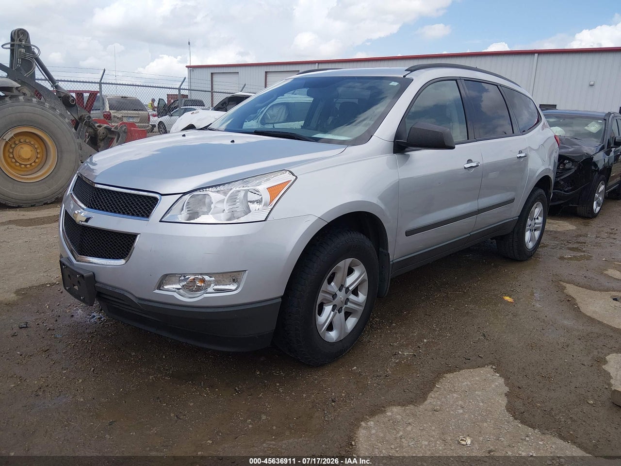 2012 CHEVROLET TRAVERSE LS · 2/11
