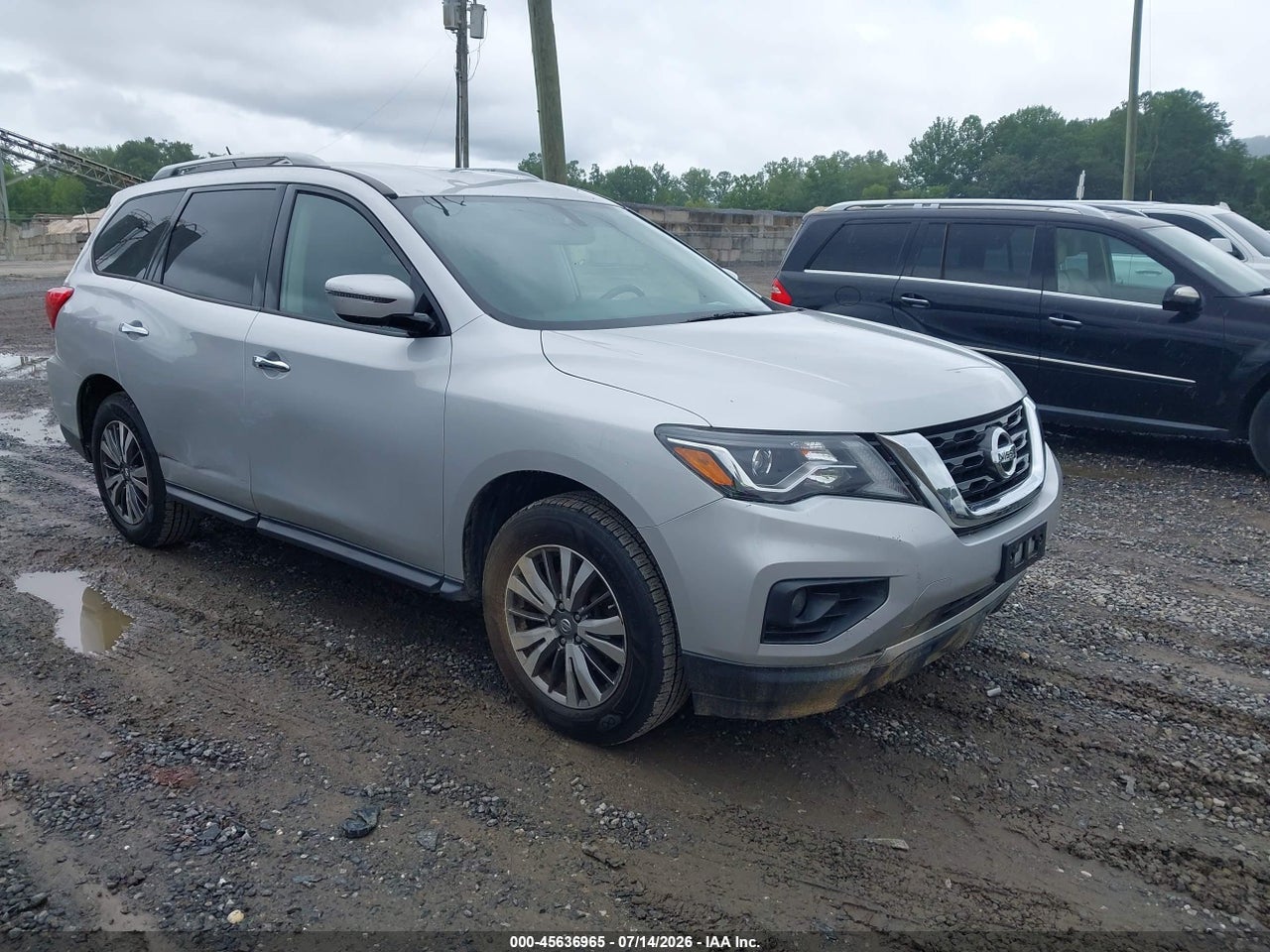 5N1DR2MM8JC****** · 2018 NISSAN PATHFINDER SV