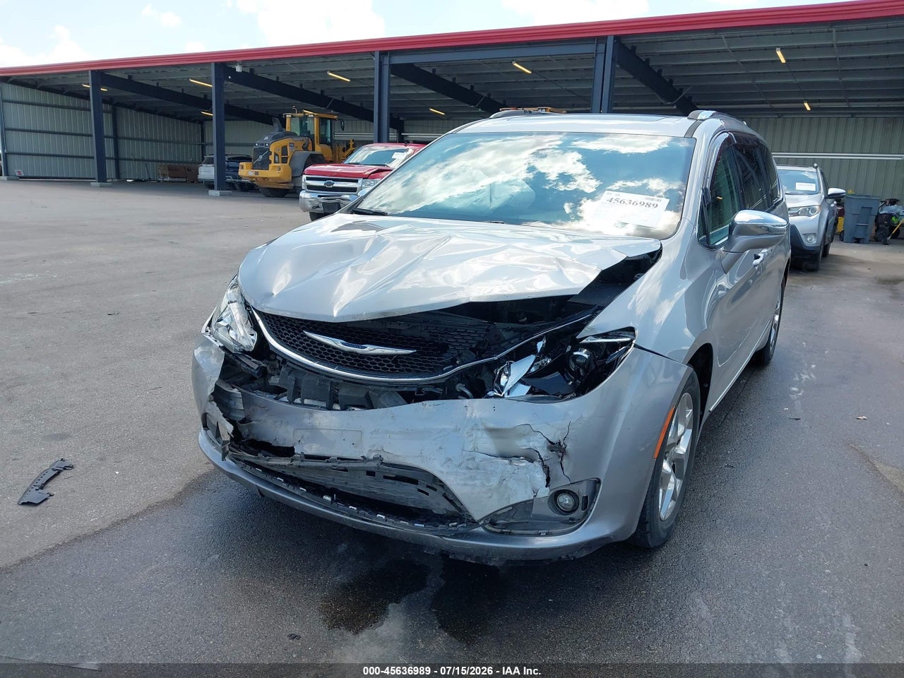 2017 CHRYSLER PACIFICA LIMITED · 6/11