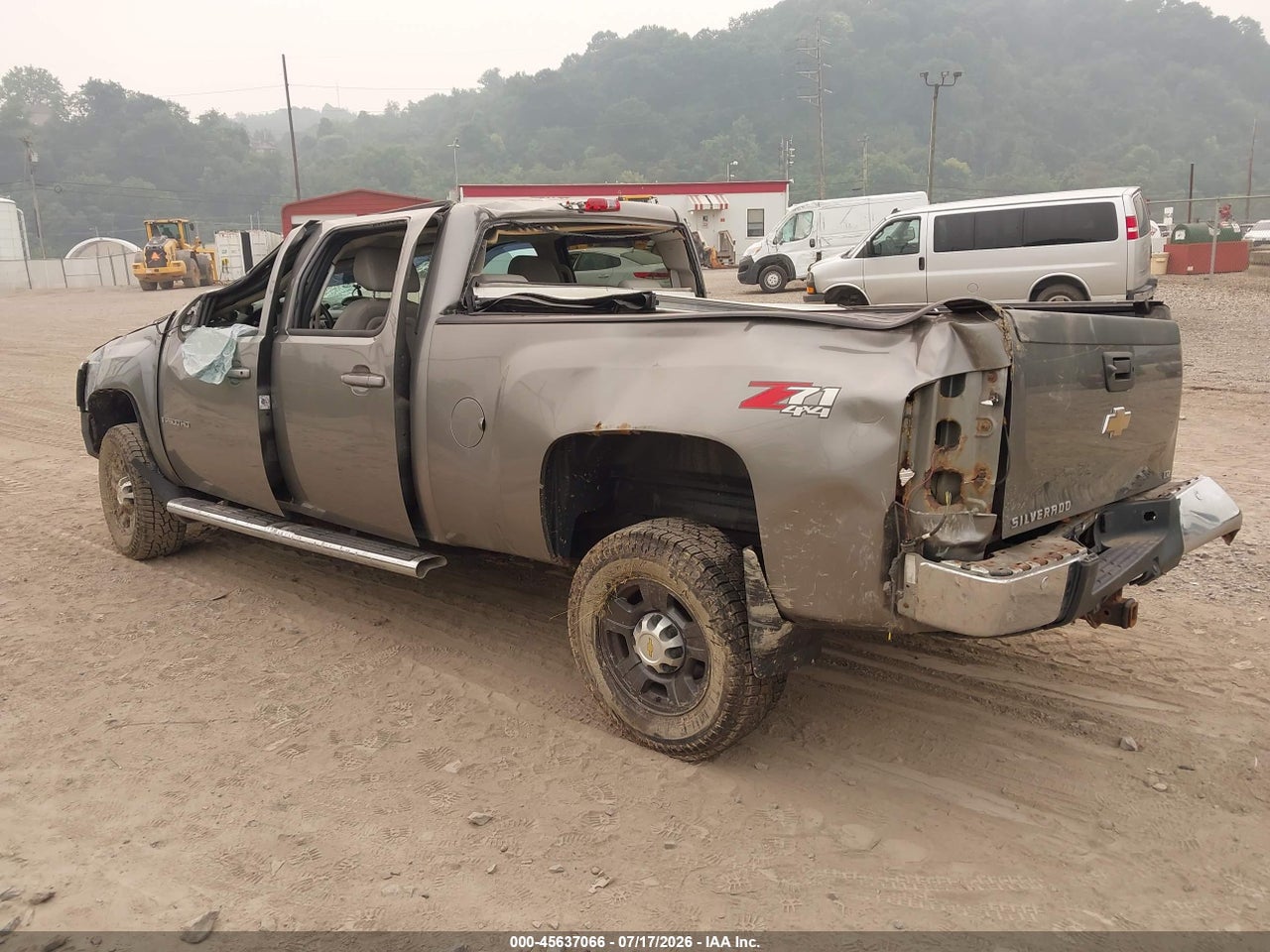 2009 CHEVROLET SILVERADO 2500HD LTZ · 3/11