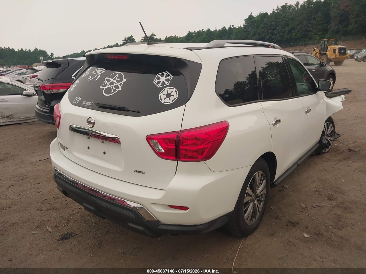 2018 NISSAN PATHFINDER S · 4/11
