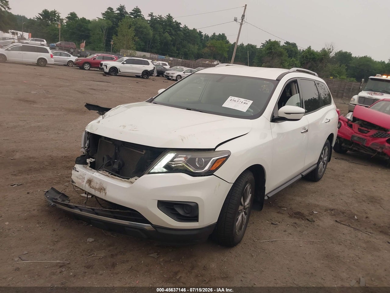2018 NISSAN PATHFINDER S · 2/11