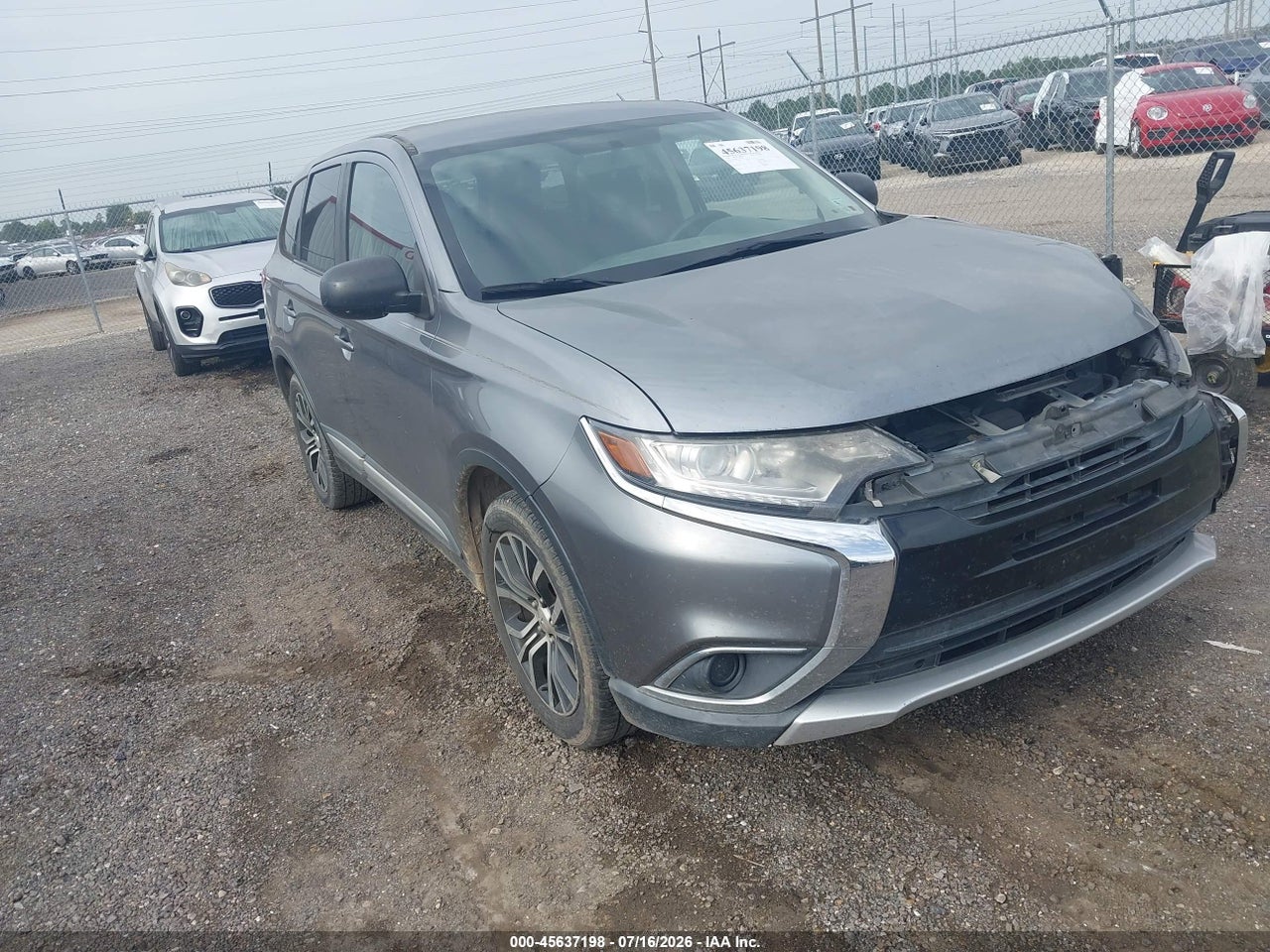 JA4AD2A31JZ****** · 2018 MITSUBISHI OUTLANDER ES