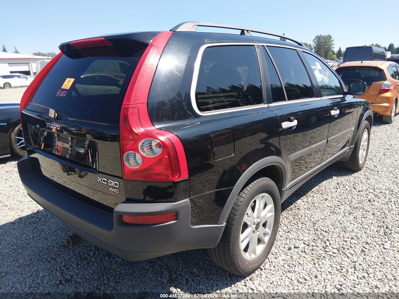 2004 VOLVO XC90 2.5T AWD · 4/11