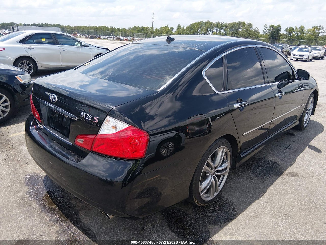 2008 INFINITI M35 · 4/11