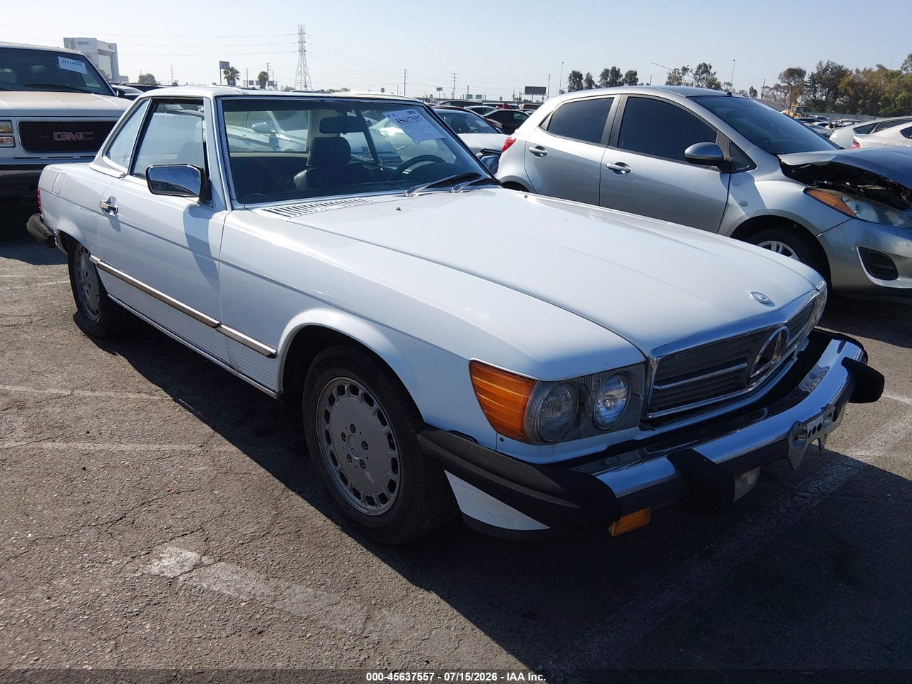 WDBBA48D7JA****** · 1988 MERCEDES-BENZ 560 SL