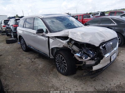 5LM5J7XC5PG****** · 2023 LINCOLN AVIATOR RESERVE