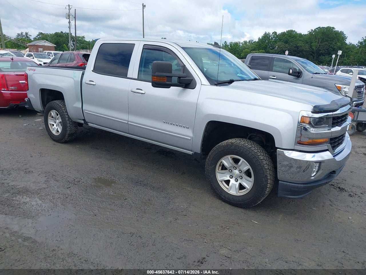 3GCUKREC5HG****** · 2017 CHEVROLET SILVERADO 1500 1LT