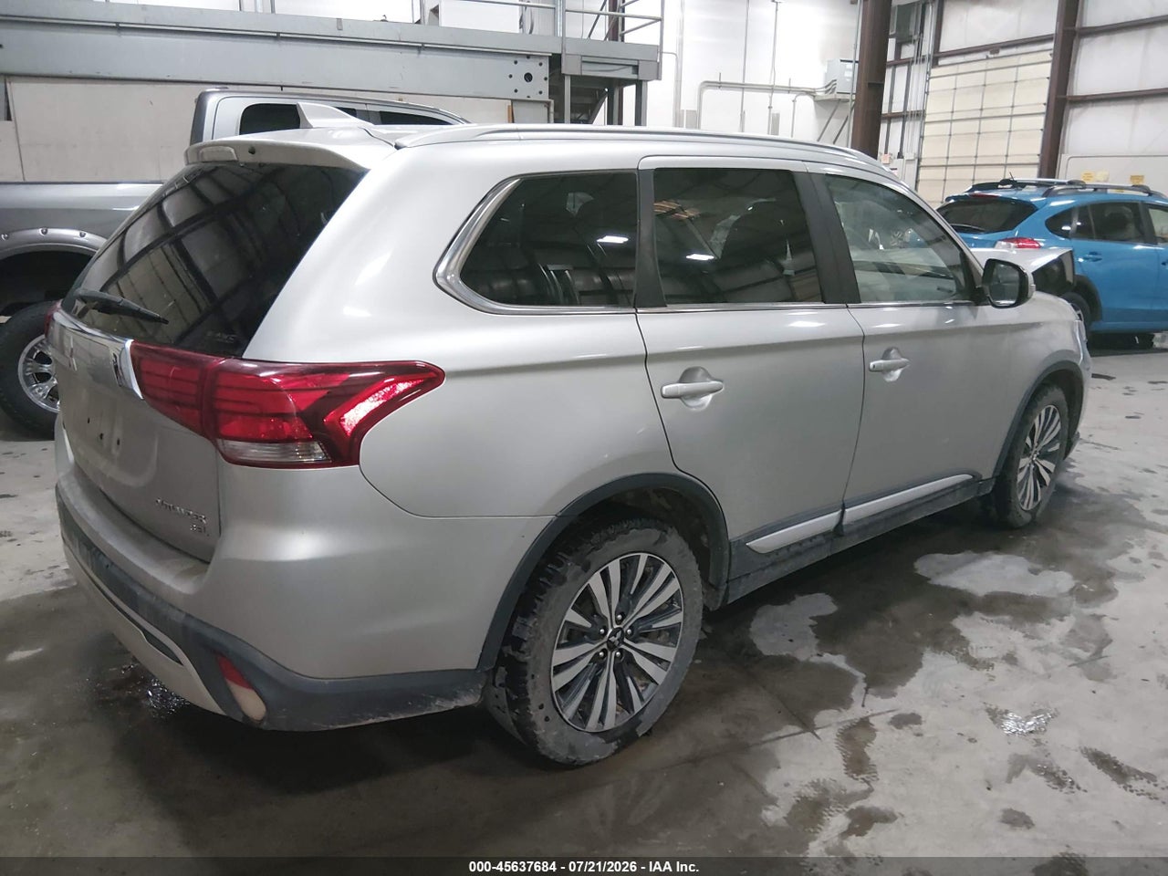 2019 MITSUBISHI OUTLANDER SEL · 4/11