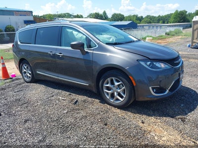 2C4RC1EG7JR****** · 2018 CHRYSLER PACIFICA TOURING L PLUS