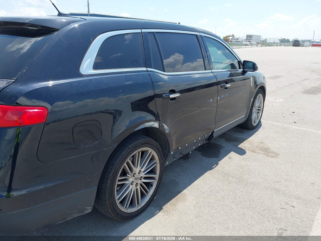 2016 LINCOLN MKT ECOBOOST · 6/11