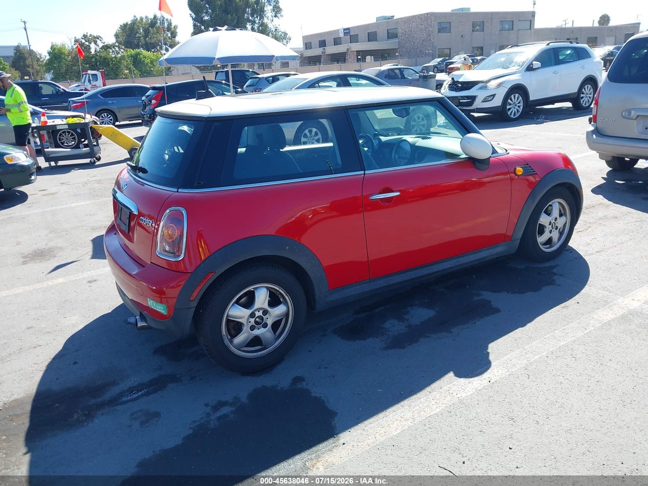 2008 MINI COOPER HARDTOP   · 4/11