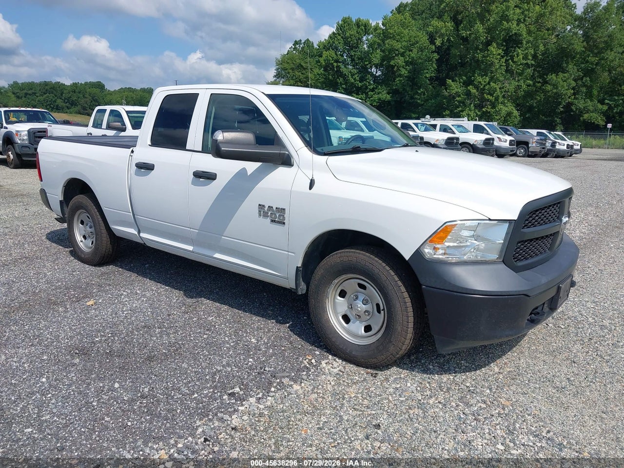 1C6RR7FG0KS****** · 2019 RAM 1500 CLASSIC TRADESMAN  4X4 6'4 BOX