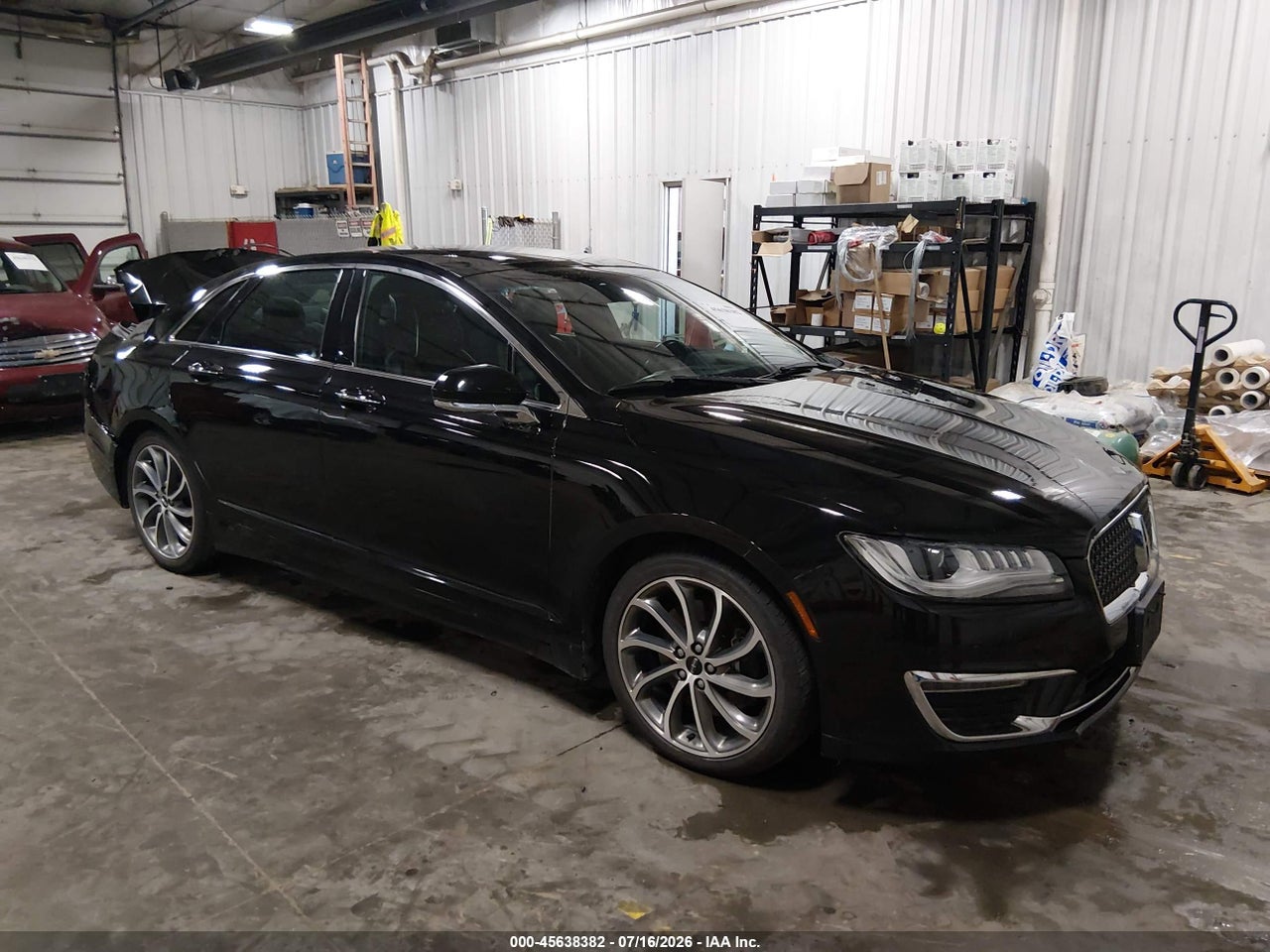3LN6L5FC6HR****** · 2017 LINCOLN MKZ RESERVE