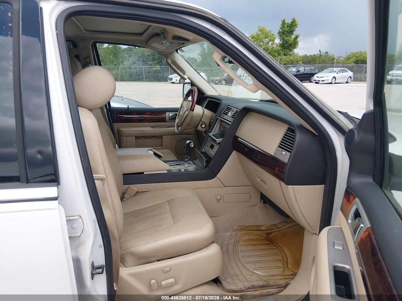 2006 LINCOLN NAVIGATOR LUXURY/ULTIMATE · 5/11