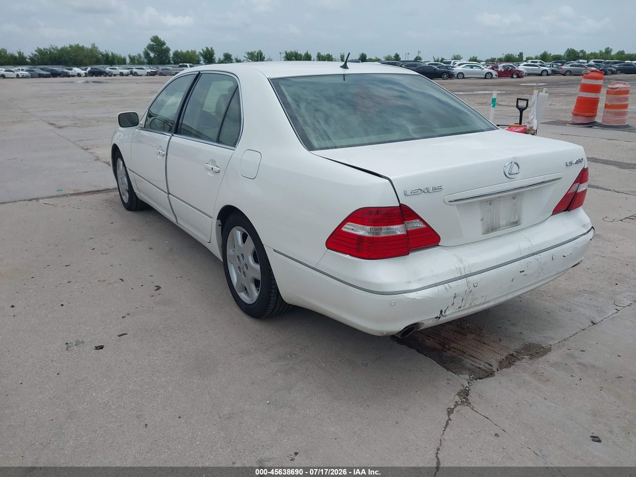 2004 LEXUS LS 430 · 3/11