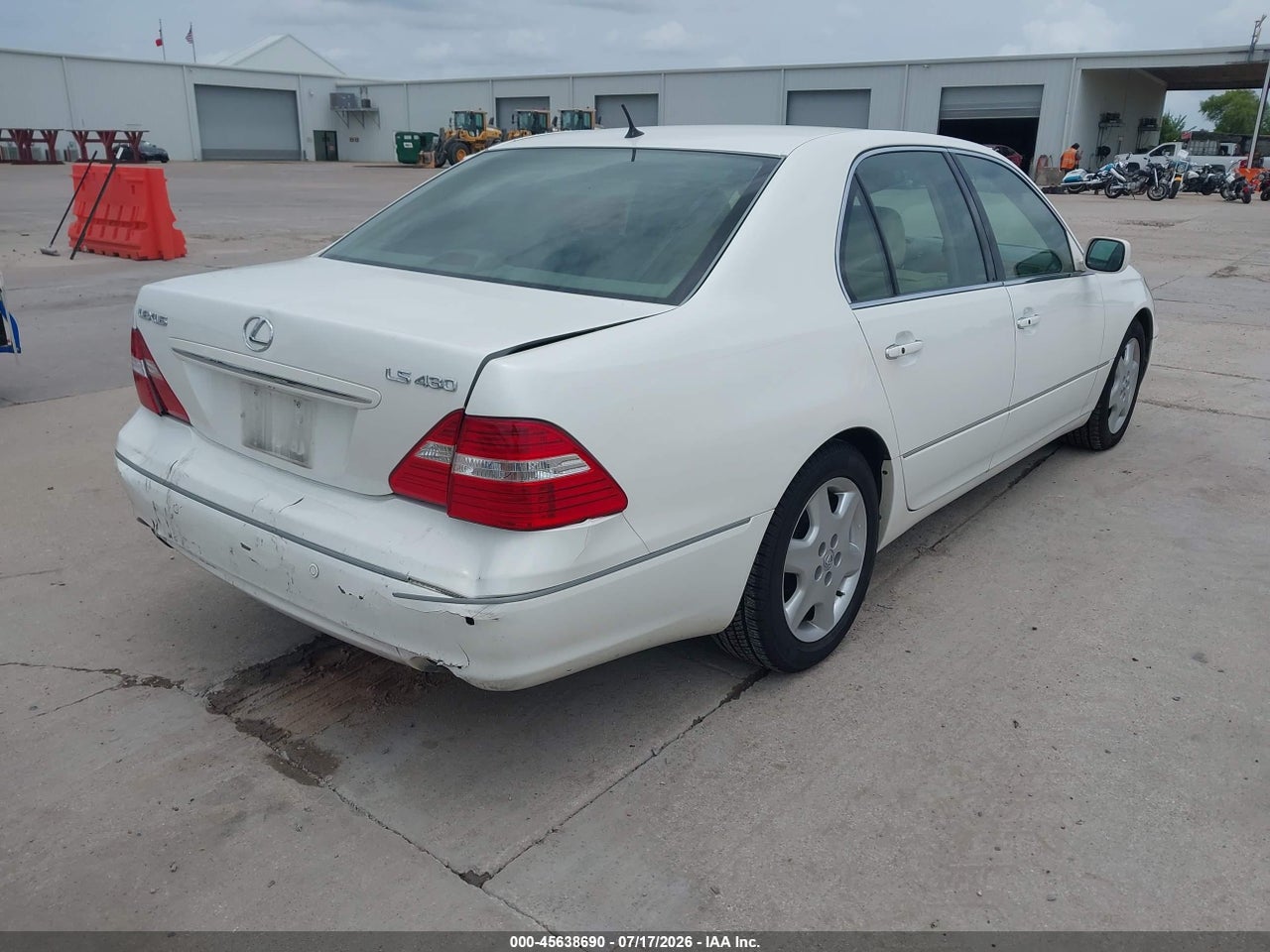 2004 LEXUS LS 430 · 4/11