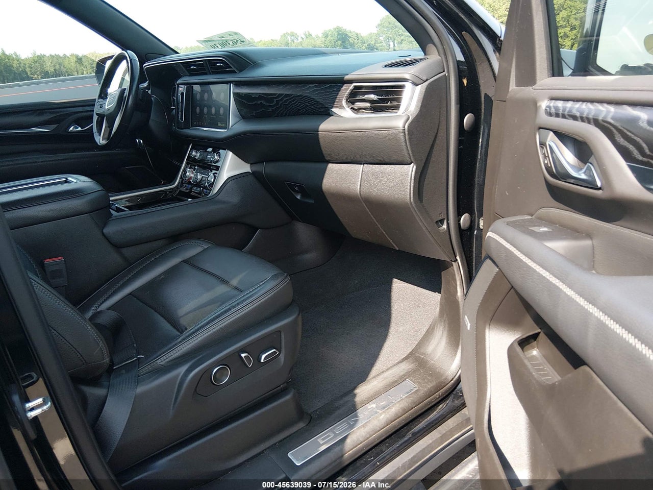 2021 GMC YUKON 4WD DENALI · 5/11