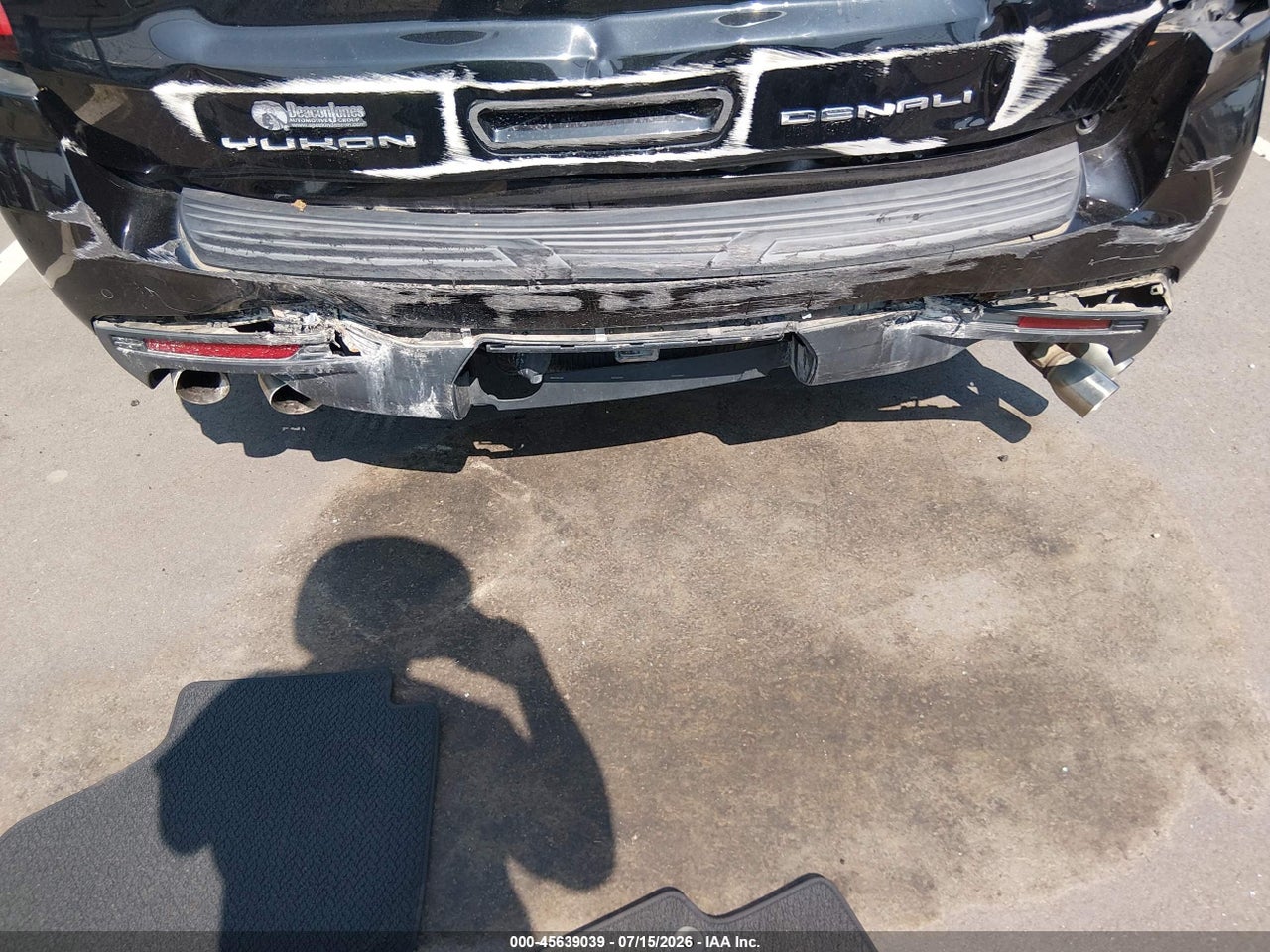 2021 GMC YUKON 4WD DENALI · 6/11