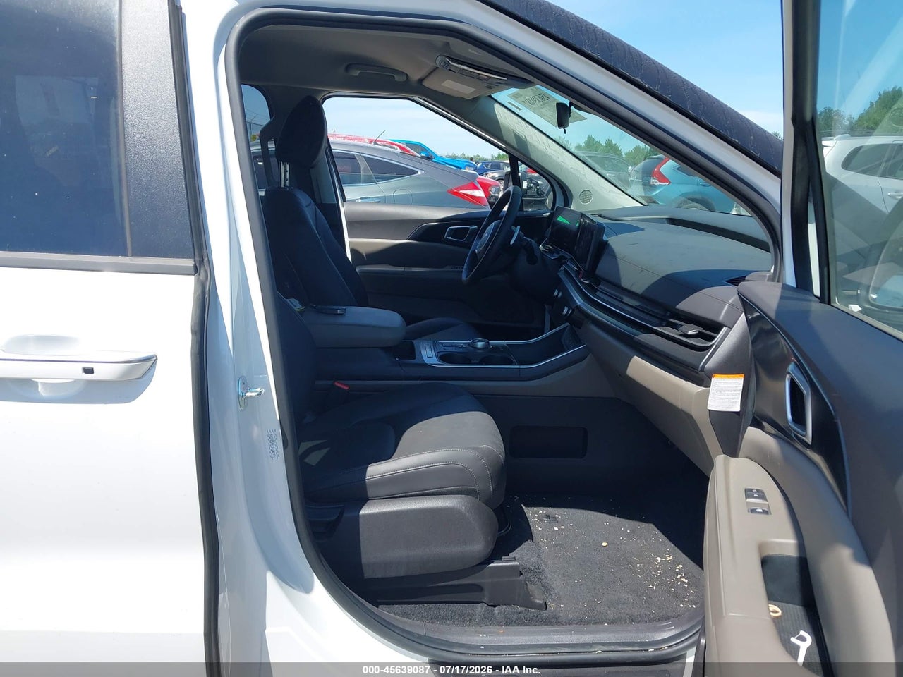 2026 KIA CARNIVAL MPV HYBRID LXS · 5/11