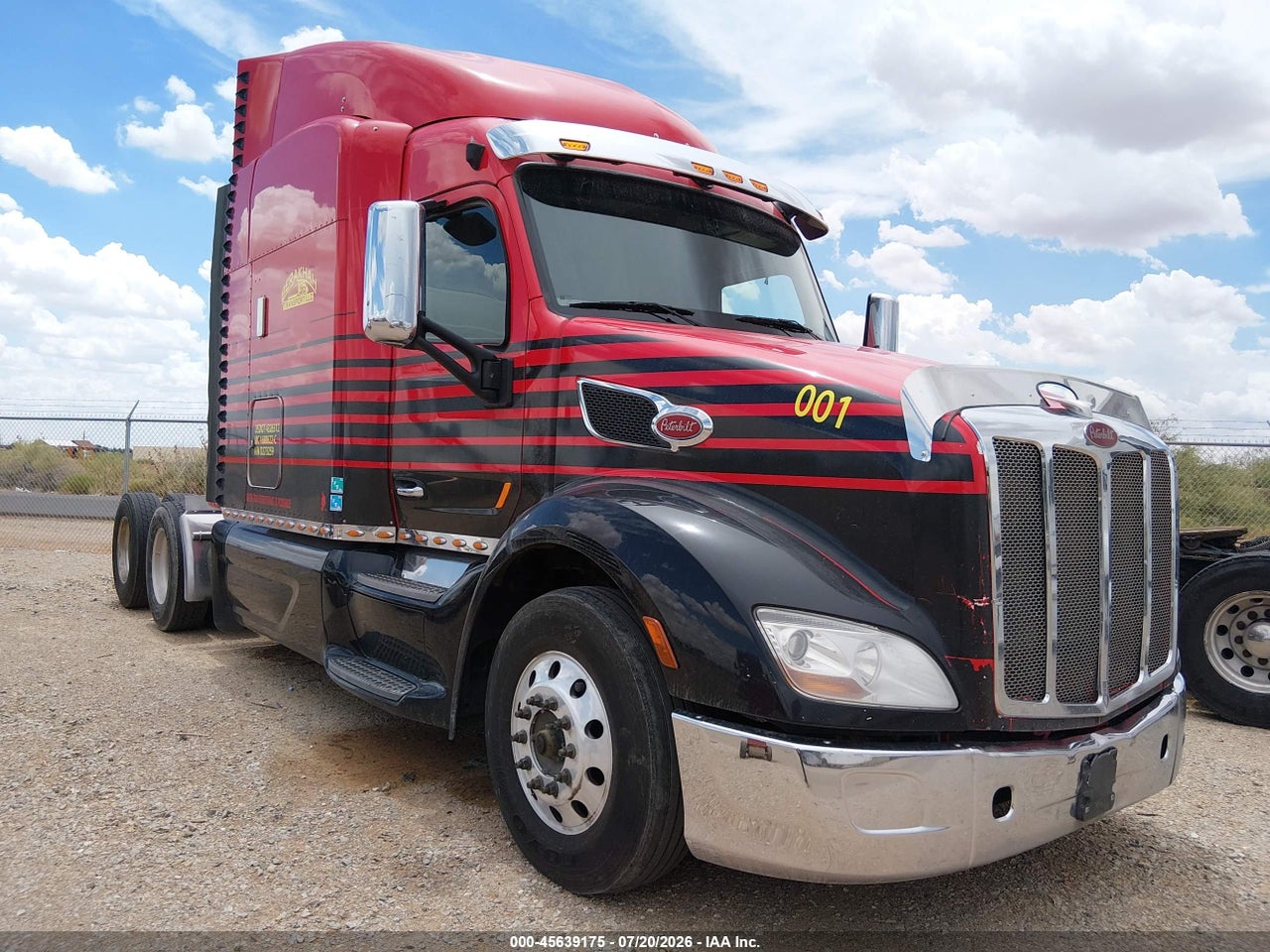 1XPBDP9XOKD****** · 2019 PETERBILT 579