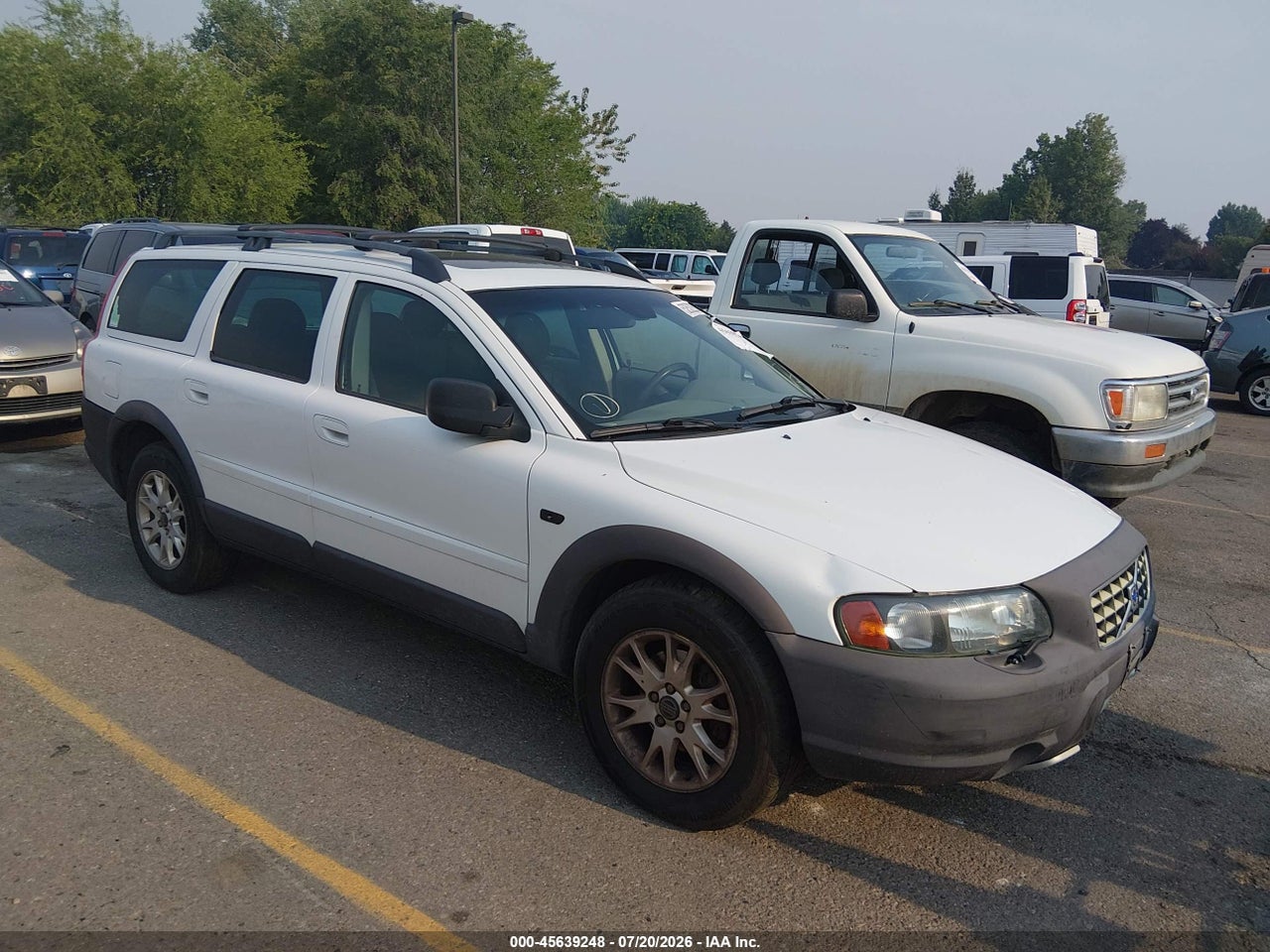 2004 VOLVO XC70 2.5T