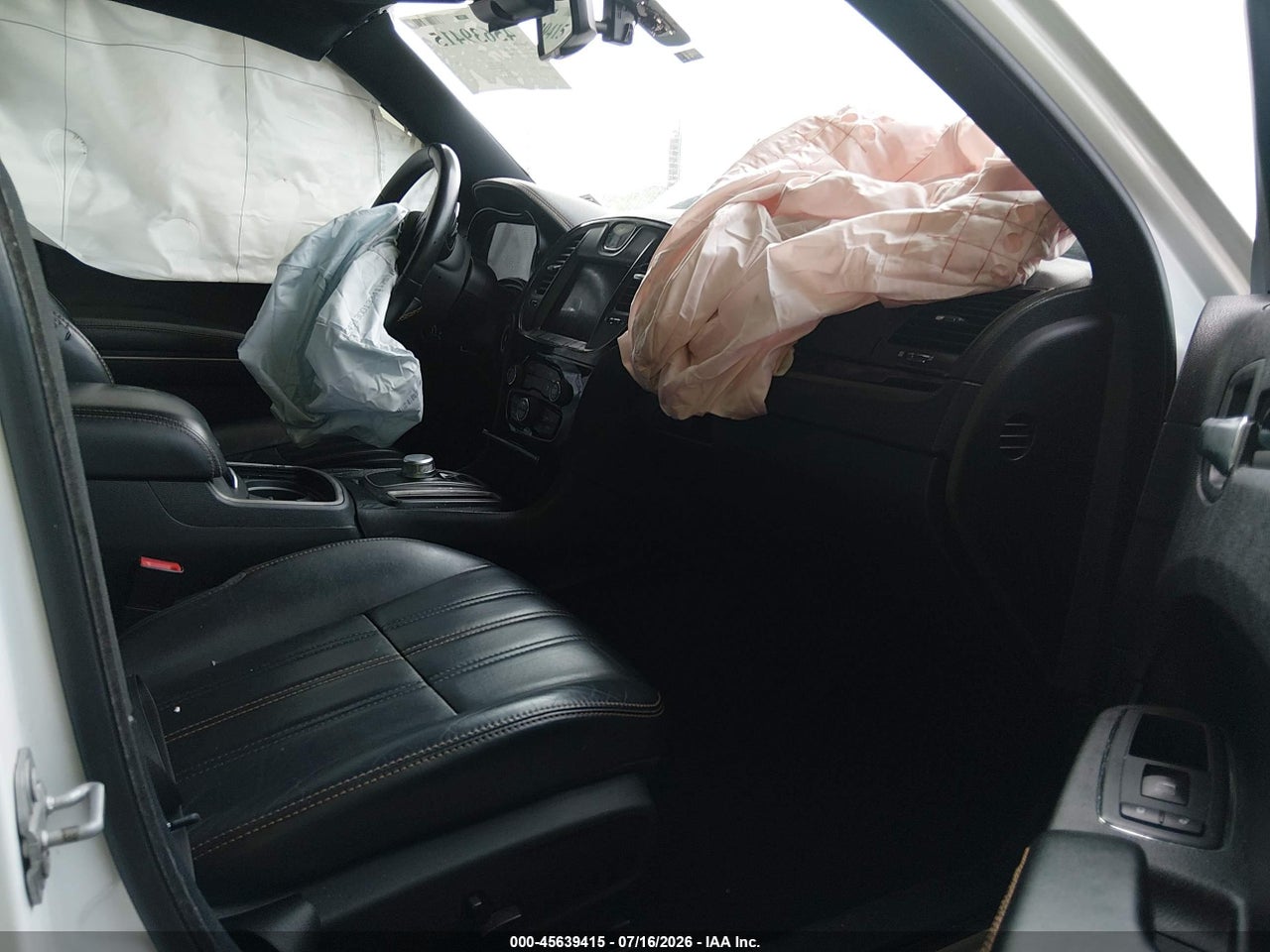 2017 CHRYSLER 300 300S ALLOY EDITION · 5/10
