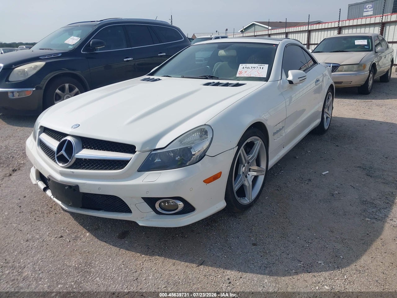 2009 MERCEDES-BENZ SL 550   · 2/11