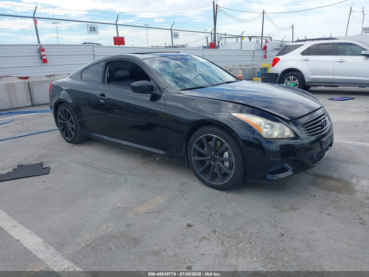 JNKCV64E68M****** · 2008 INFINITI G37 JOURNEY