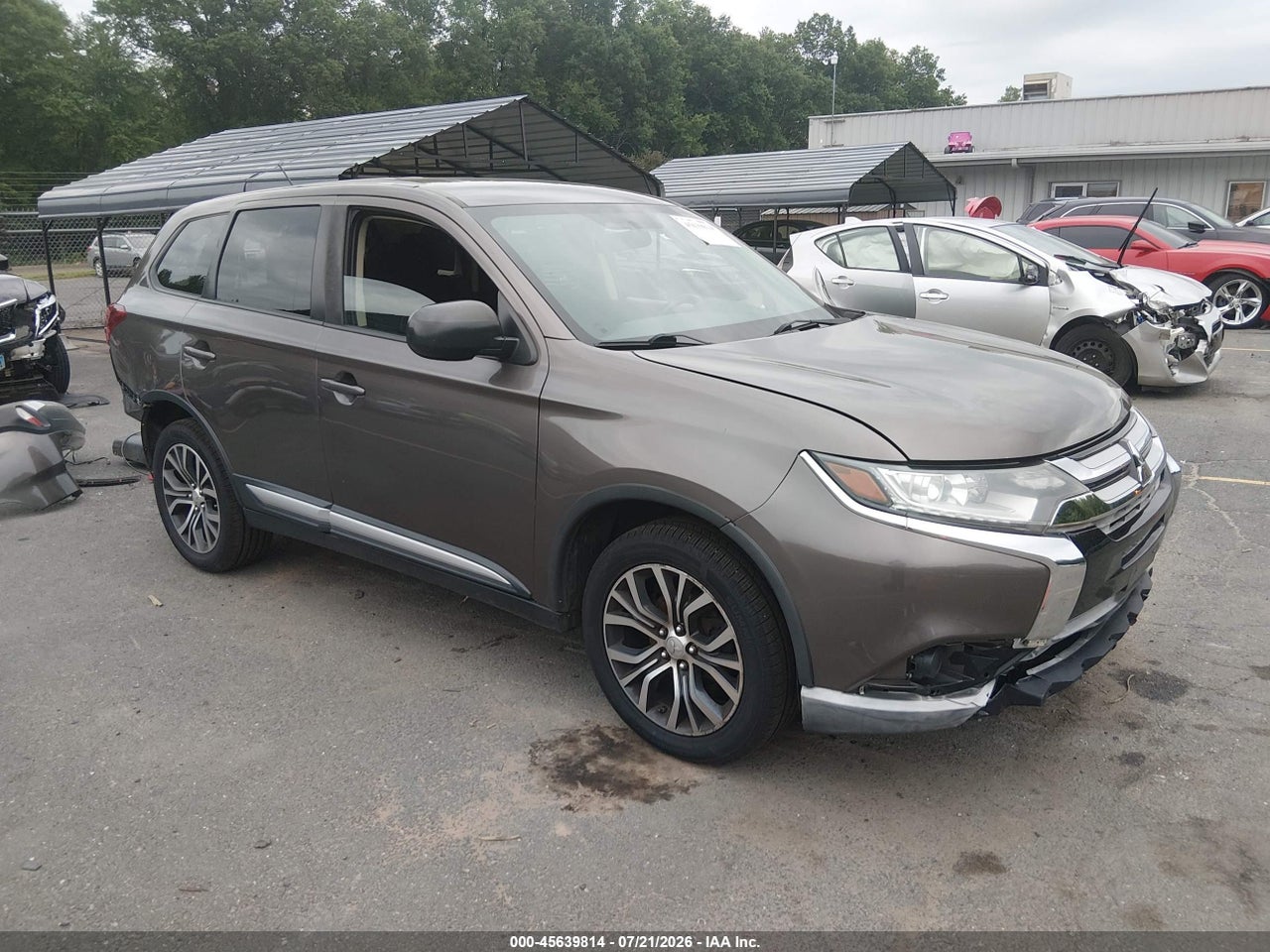 JA4AZ3A36GZ****** · 2016 MITSUBISHI OUTLANDER ES
