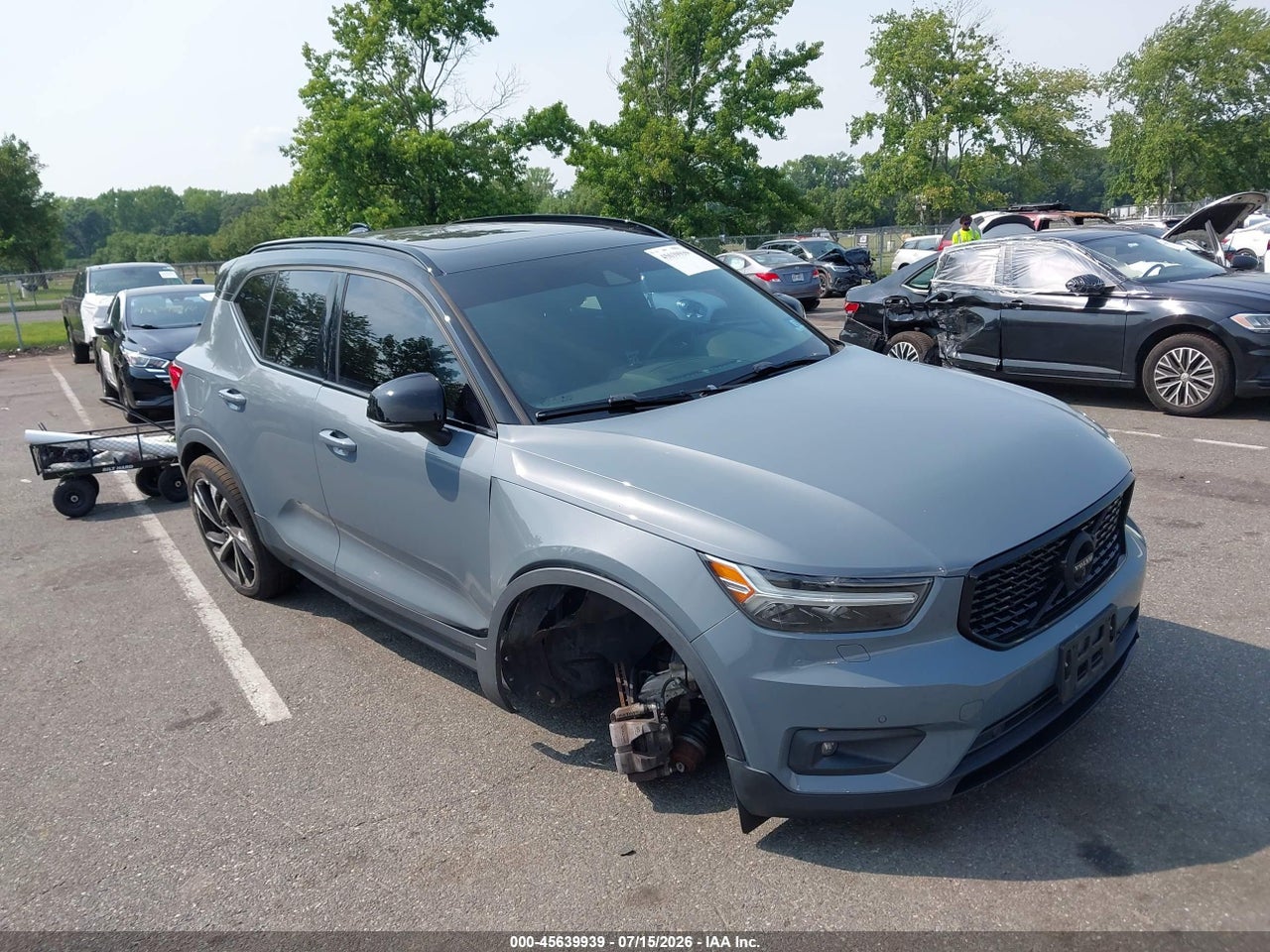 2021 VOLVO XC40 T5 R-DESIGN