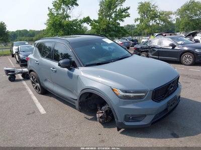 2021 VOLVO XC40 T5 R-DESIGN
