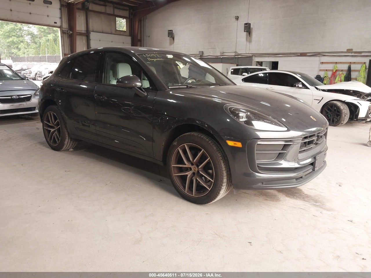 WP1AA2A57SL****** · 2025 PORSCHE MACAN T