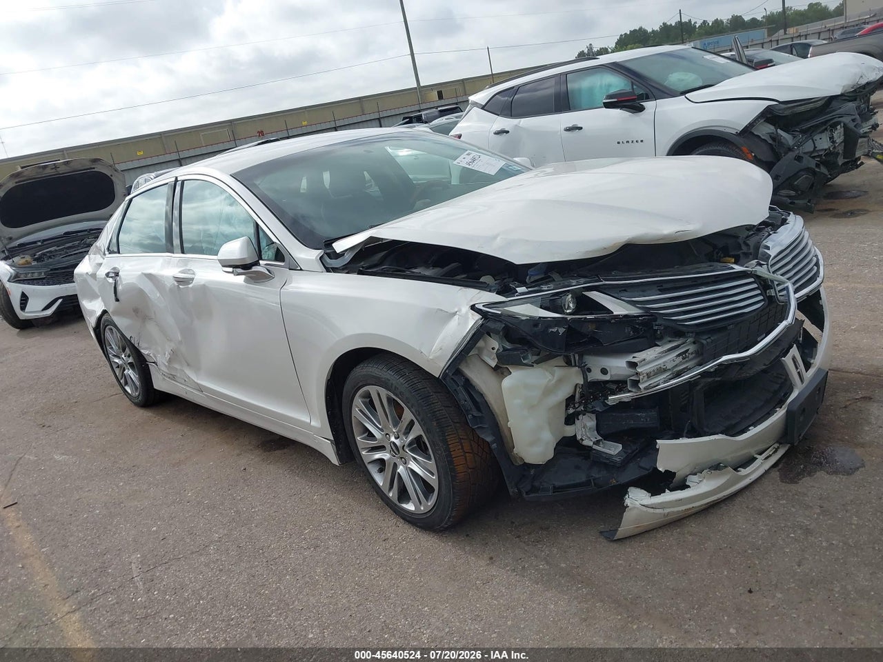 3LN6L2G95ER****** · 2014 LINCOLN MKZ