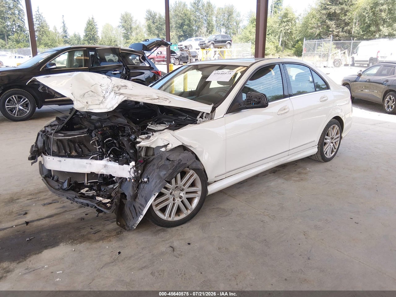 2008 MERCEDES-BENZ C 300 LUXURY/SPORT · 2/11