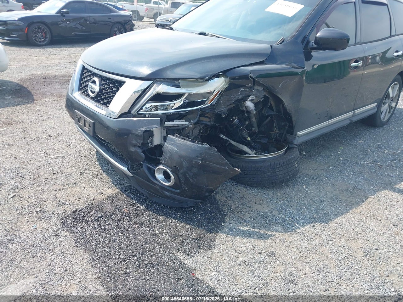 2014 NISSAN PATHFINDER PLATINUM · 6/11