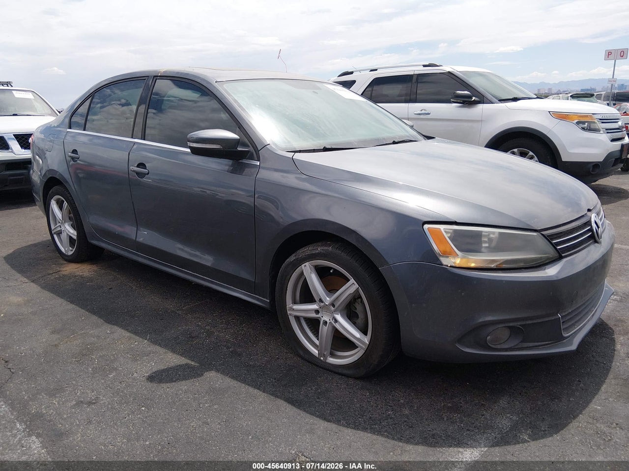 3VWLZ7AJ4BM****** · 2011 VOLKSWAGEN JETTA 2.5L SEL