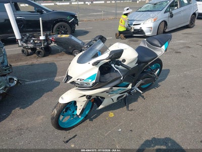 MH3RH18Y7RK****** · 2024 YAMAHA YZFR3 A