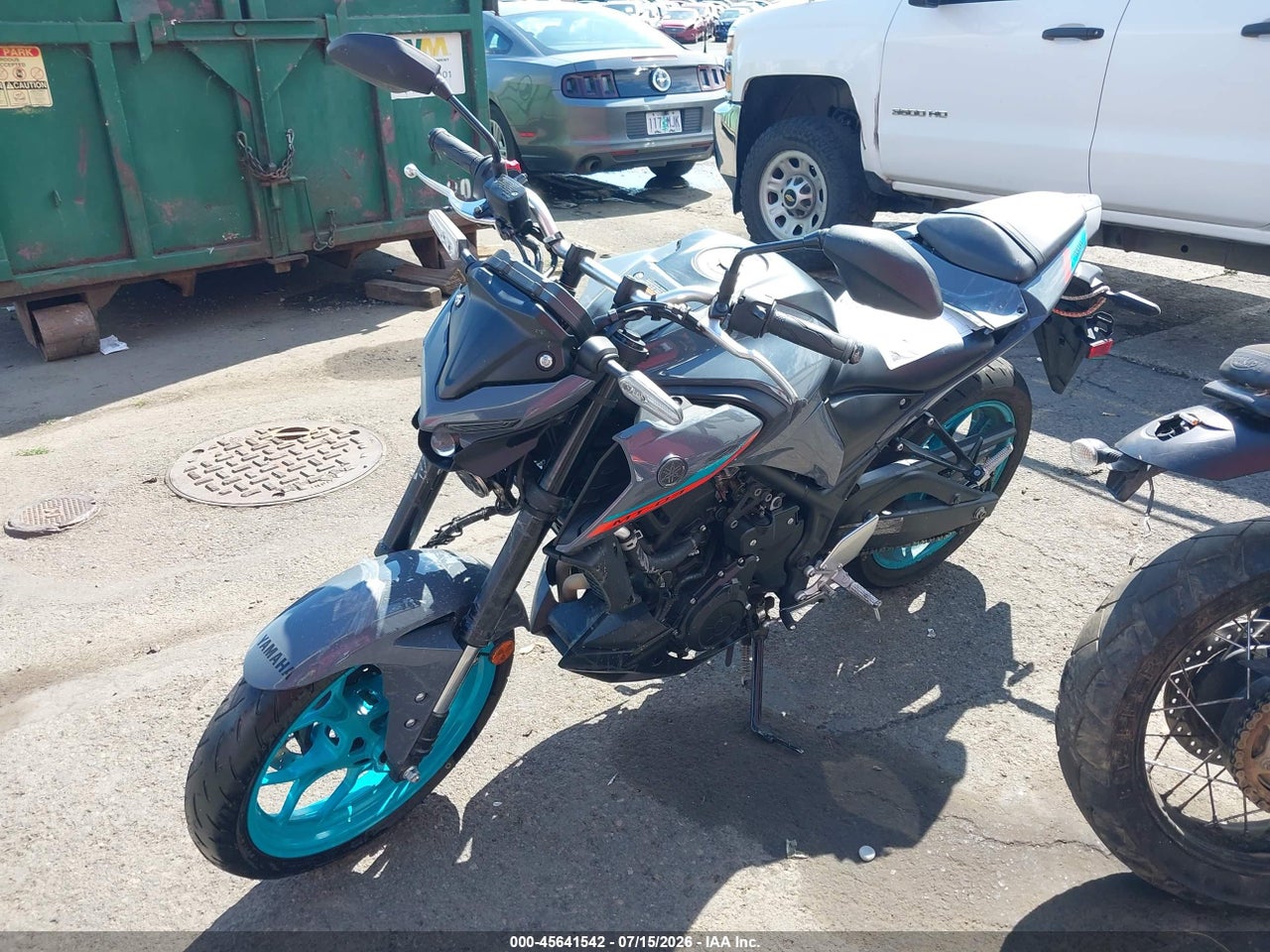 2023 YAMAHA MT-03 · 2/11