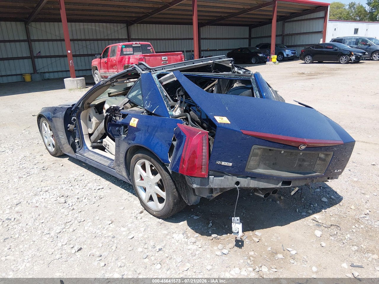 2005 CADILLAC XLR   · 3/10