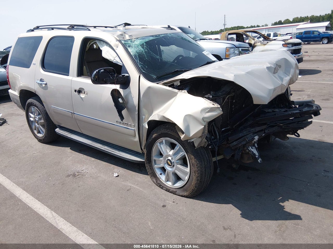 1GNFK33019R****** · 2009 CHEVROLET TAHOE LTZ