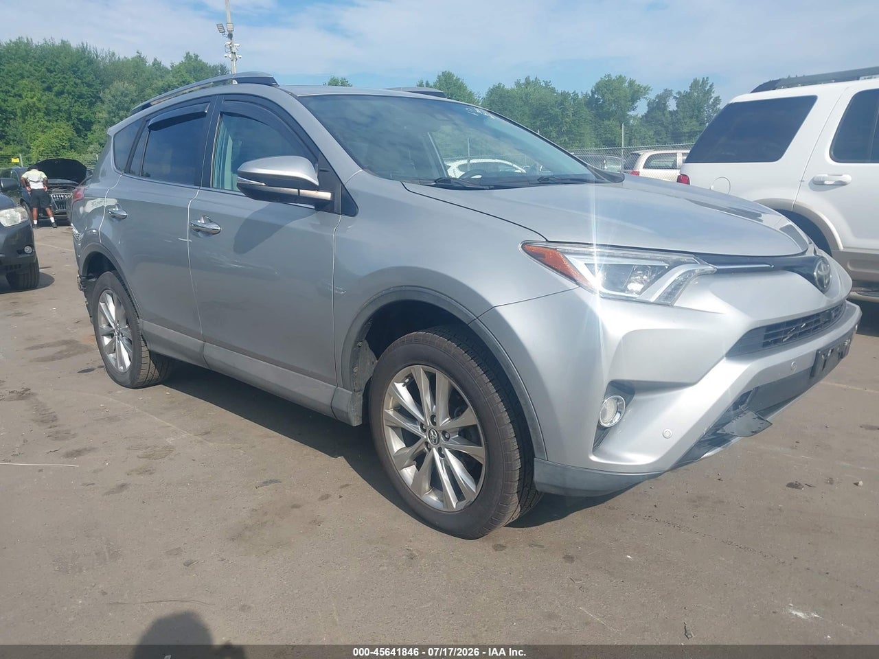 2T3DFREV0JW****** · 2018 TOYOTA RAV4 LIMITED