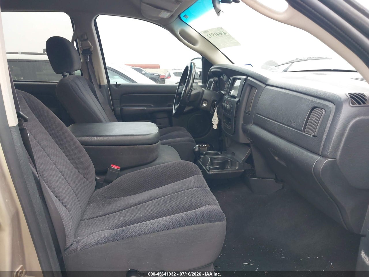 2004 DODGE RAM 1500 SLT/LARAMIE · 5/11