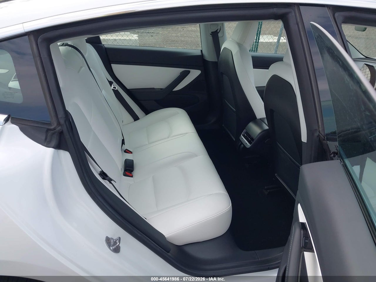 5YJ3E1EA1KF****** · 2019 TESLA MODEL 3 LONG RANGE/MID RANGE/STANDARD RANGE/STANDARD RANGE PLUS · 8/10
