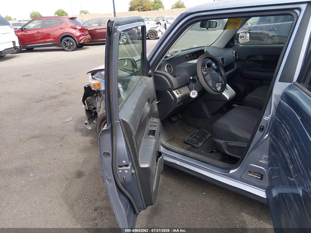 2010 SCION XB · 5/11
