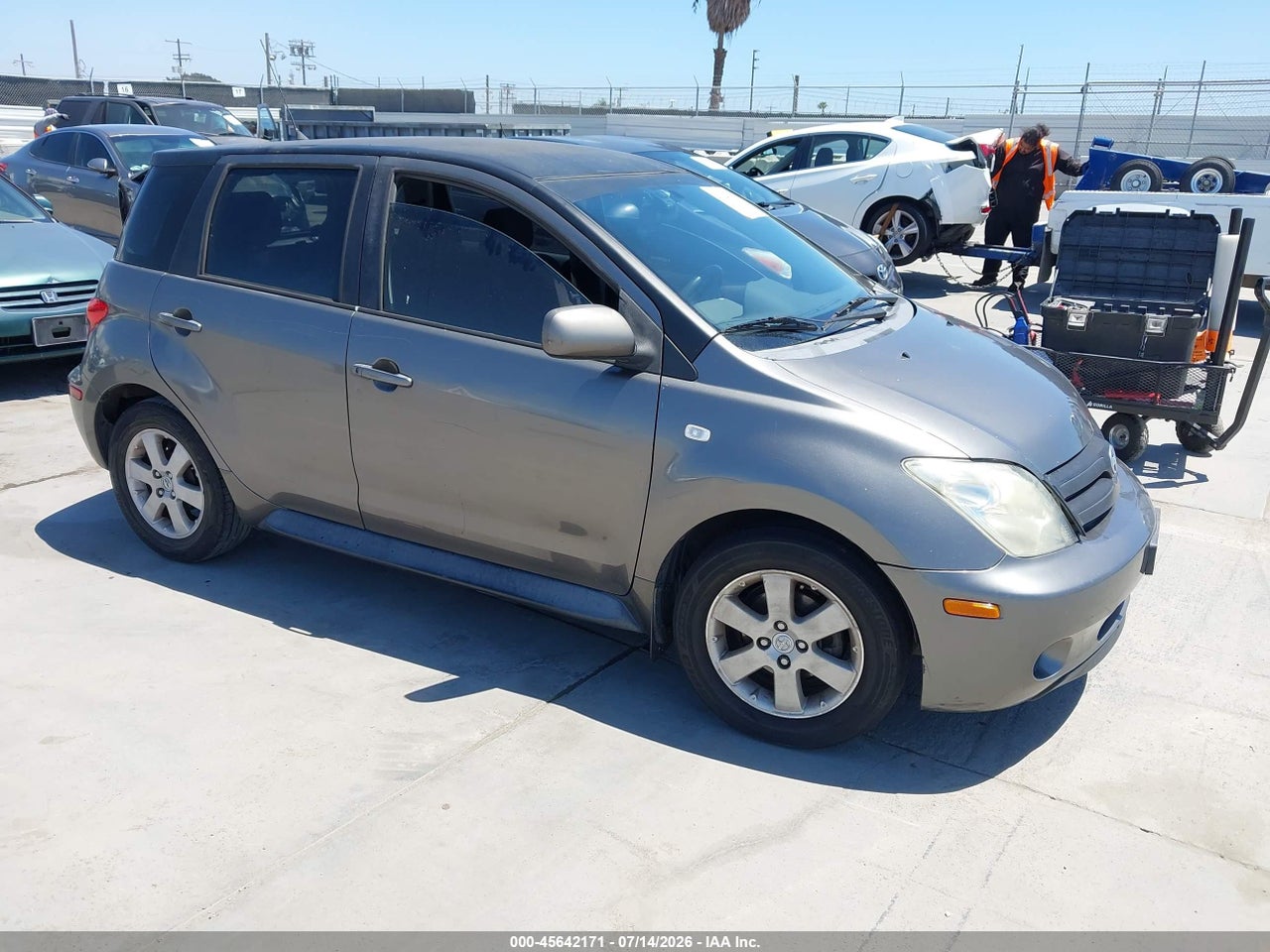 JTKKT624740****** · 2004 SCION XA